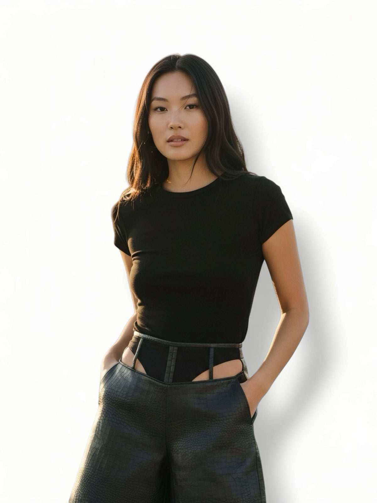 LOW-WAISTED BERMUDA BLACK 01