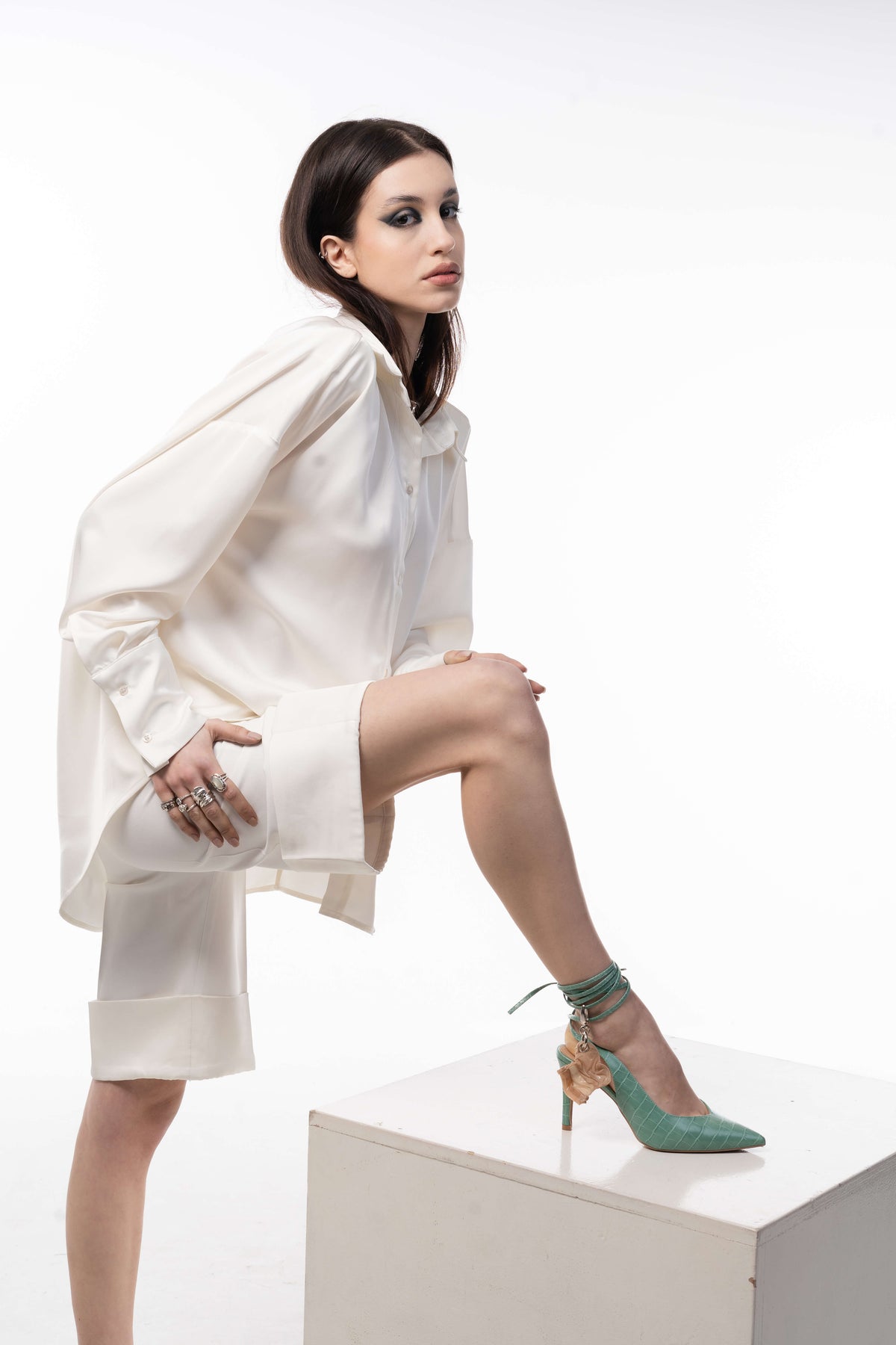 BACK AFFAIR SHIRT IN IVORY